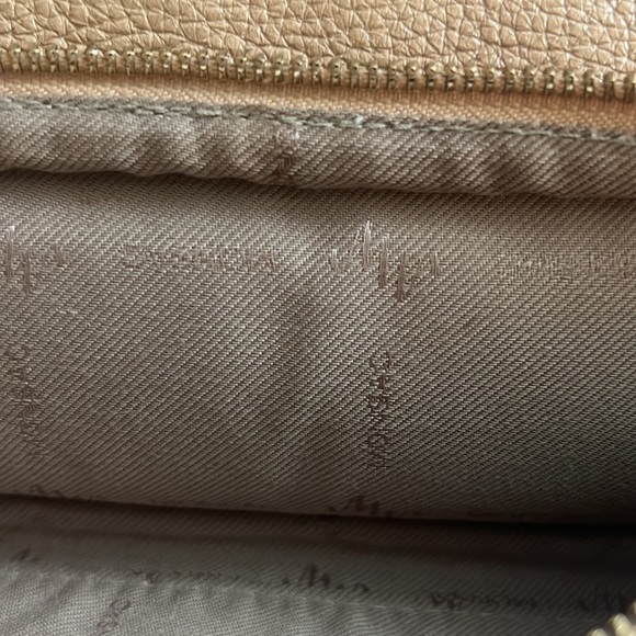 Monsac   hand bag, small but cute. You’ll love it stylish - Picture 5 of 6